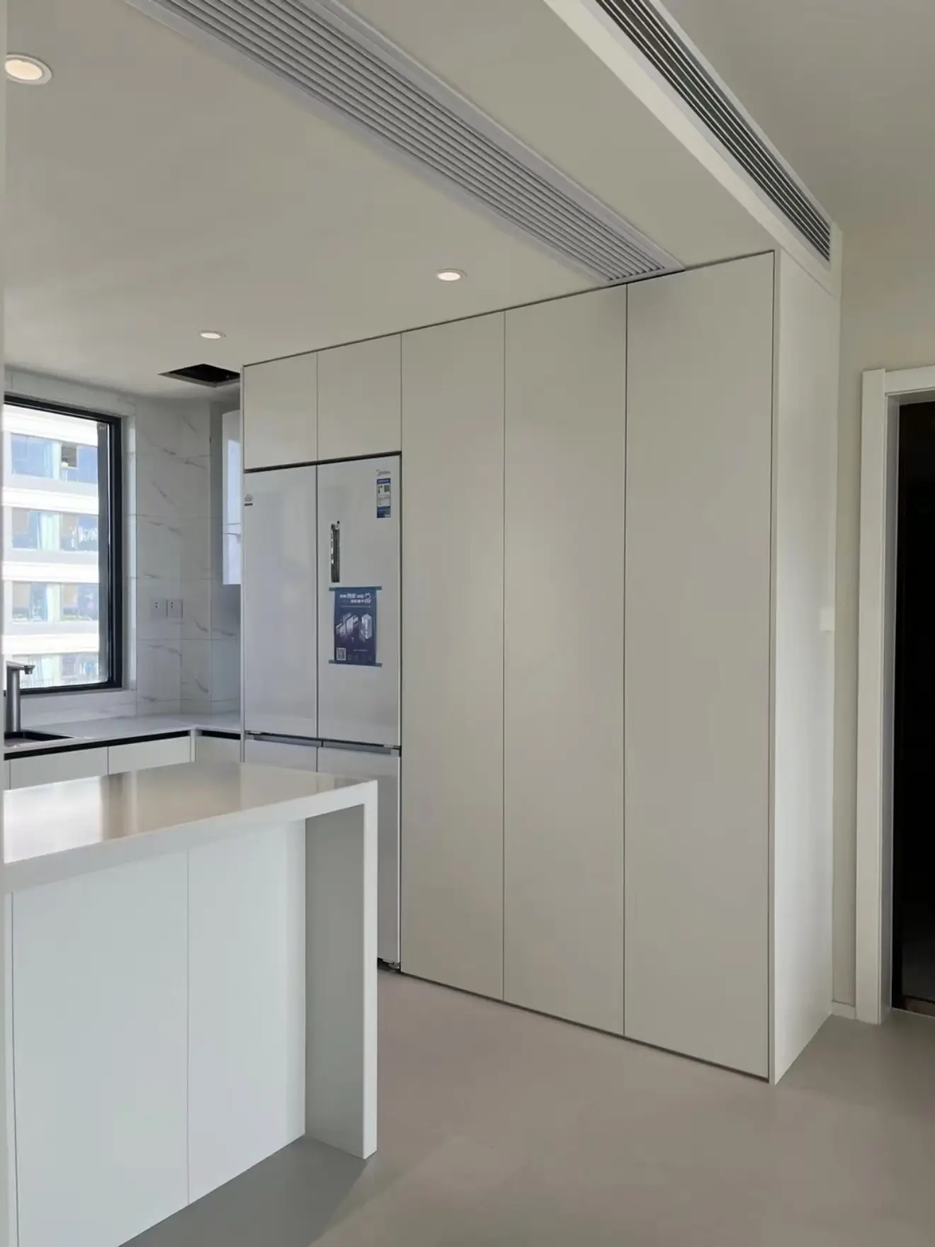 整體櫥柜定制與廚房櫥柜定制，專業(yè)靠譜之選