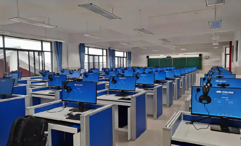 探討自動升降考試桌生產(chǎn)廠選哪家好，產(chǎn)品質(zhì)量是關(guān)鍵