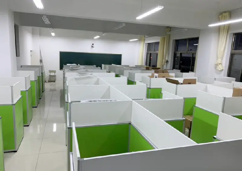 電動(dòng)升降考試桌制造企業(yè)靠譜嗎，這里給你解答