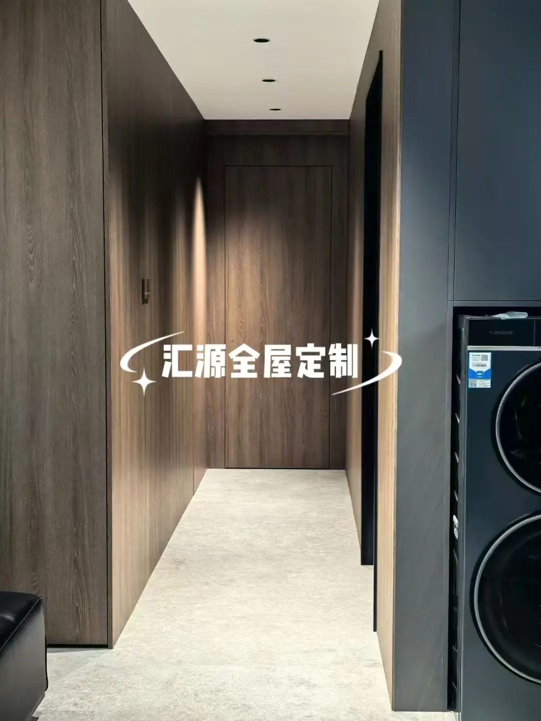 定制櫥柜生產(chǎn)廠和整體定制櫥柜供應(yīng)企業(yè)怎么選？這里有專(zhuān)業(yè)解答